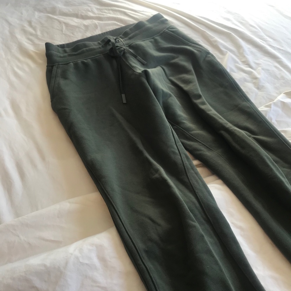 lululemon joggers